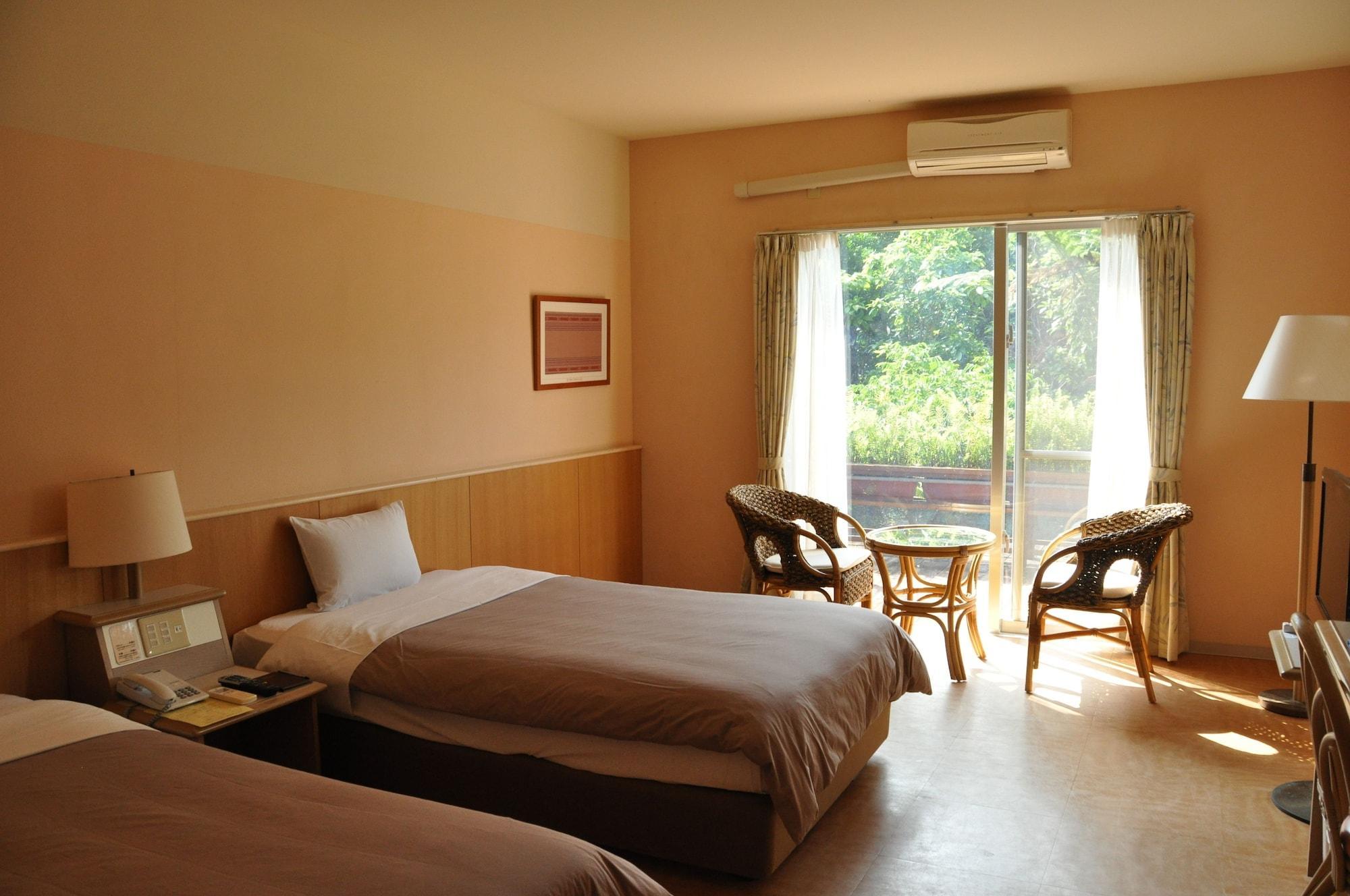 Iriomotejima-Jungle Hotel Painumaya Takana Kültér fotó